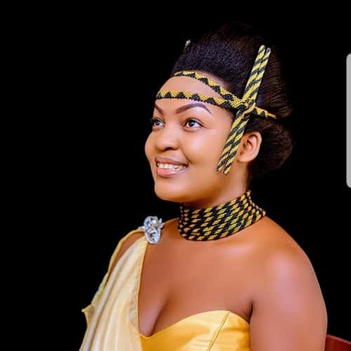 Kwanda by Clarisse Karasira MP3 Download With her latest single, “Kwanda,” Clarisse Karasira makes another classy move into the mainstream.