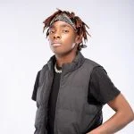 Simpo by Eli Njuchi ft Onesimus MP3 Download - Skillfully produced by Savage & Jmass, "Simple" promises to be a chart-topper with its uniqueness.