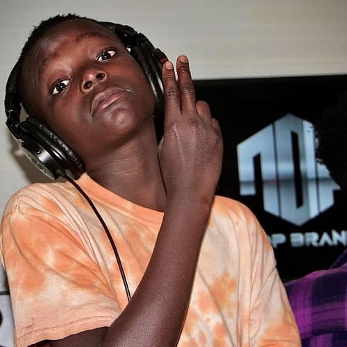 Mfano by Founder TZ MP3 Download Lyrics - "Mfano" is a vibrant blend of contemporary beats and traditional influences Discover the Magic in this new song