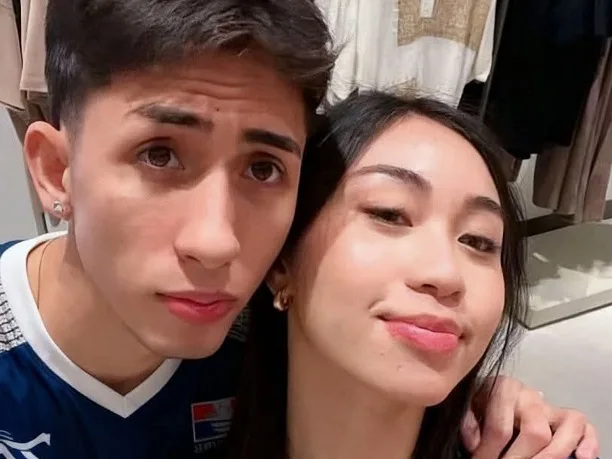 Viral Pinay Trending Today Video - Overseas Filipino Worker Pinay Trending Gold Medalist Video Dalawang OFW Viral Ngayon 2026 Video Pinay OFW Viral News Saudi Arabia Video Viral Ofw at Alaga Binembang trending ofw at alaga video